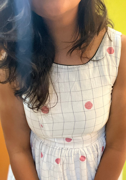 Dhavala Chowka Jamdani Dress