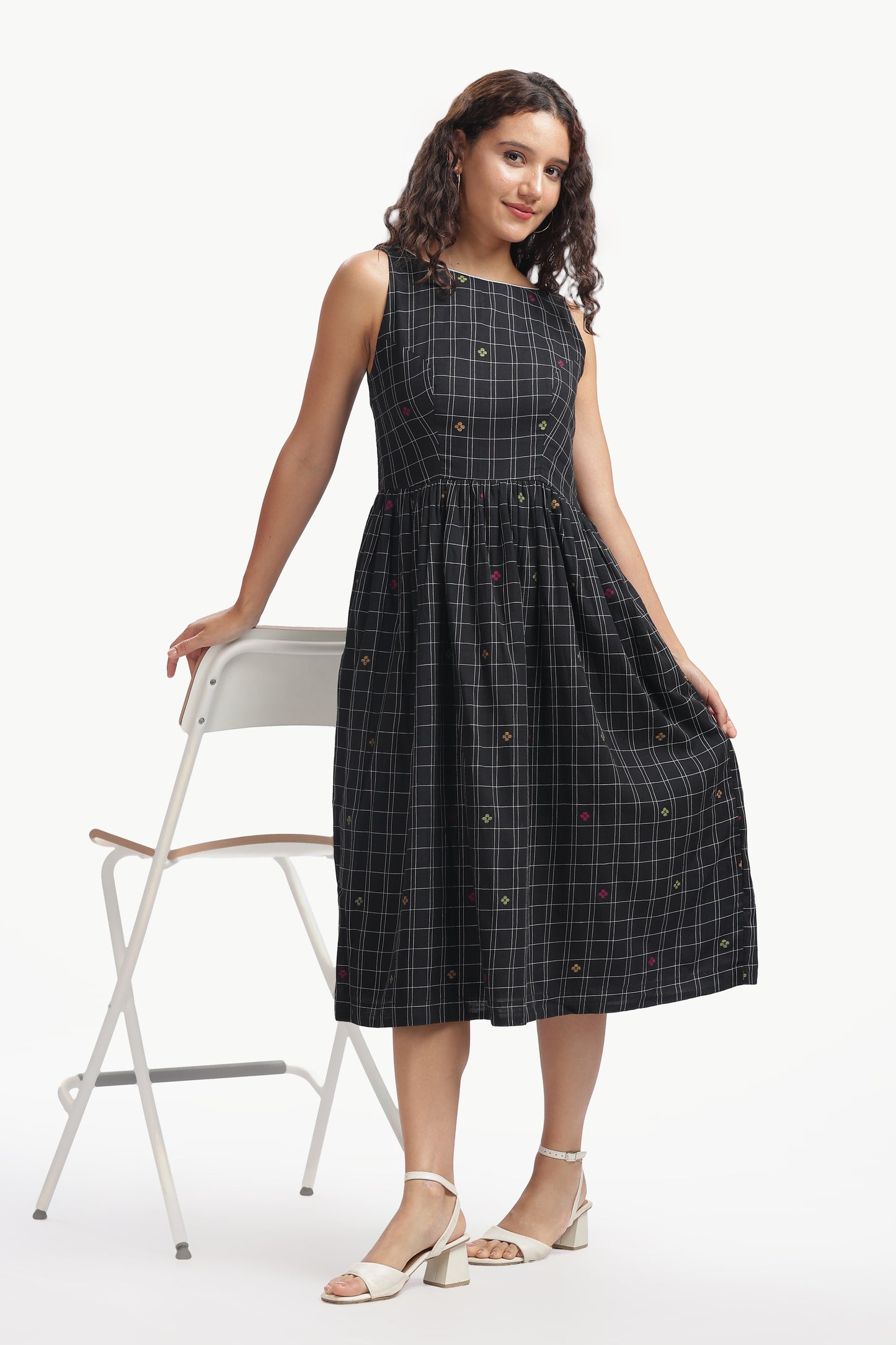 Black Cotton Mul Kasthuri Jamdani Dress For Women