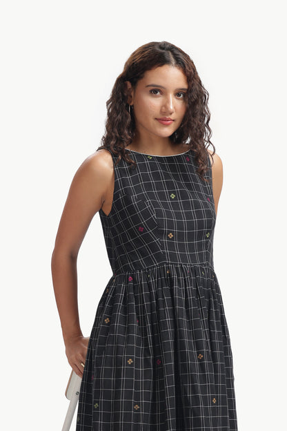 Black Cotton Mul Kasthuri Jamdani Dress For Women